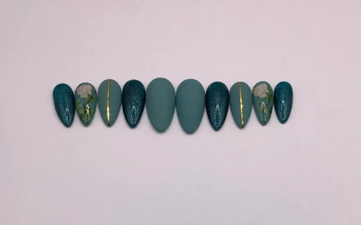 Enchanted Evergreen Toe&Nail Set