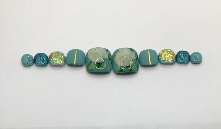 Enchanted Evergreen Toe&Nail Set